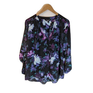 Simply Vera Black Floral Split Neck Long  Pleated Blouse size medium